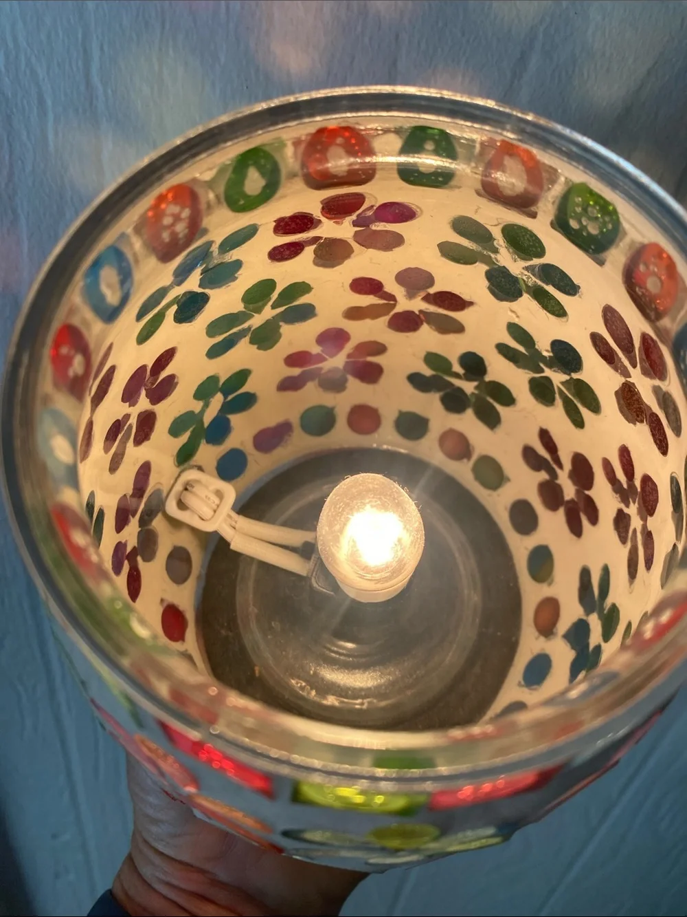 Intertek Mosaic Floral Glass Lamp - Multicolor